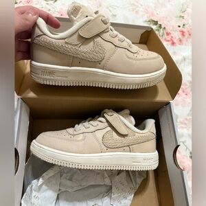 Kids Nike(PS) Nike Force 1 Low SE EasyOn 'Sanddrift Sail